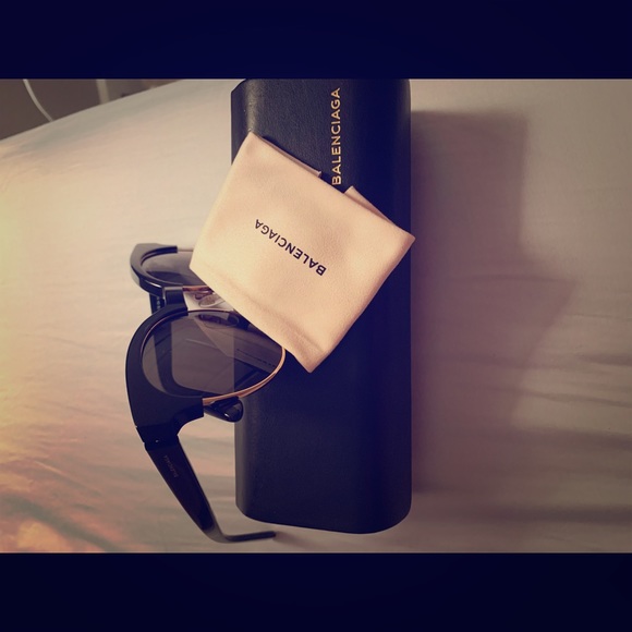 NWOT Balenciaga Sunglasses (gently worn) - Picture 1 of 7